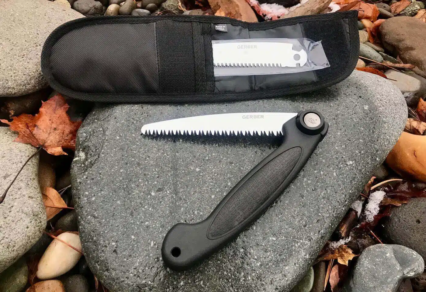 GERBER Gator cserélhető pengés fűrész