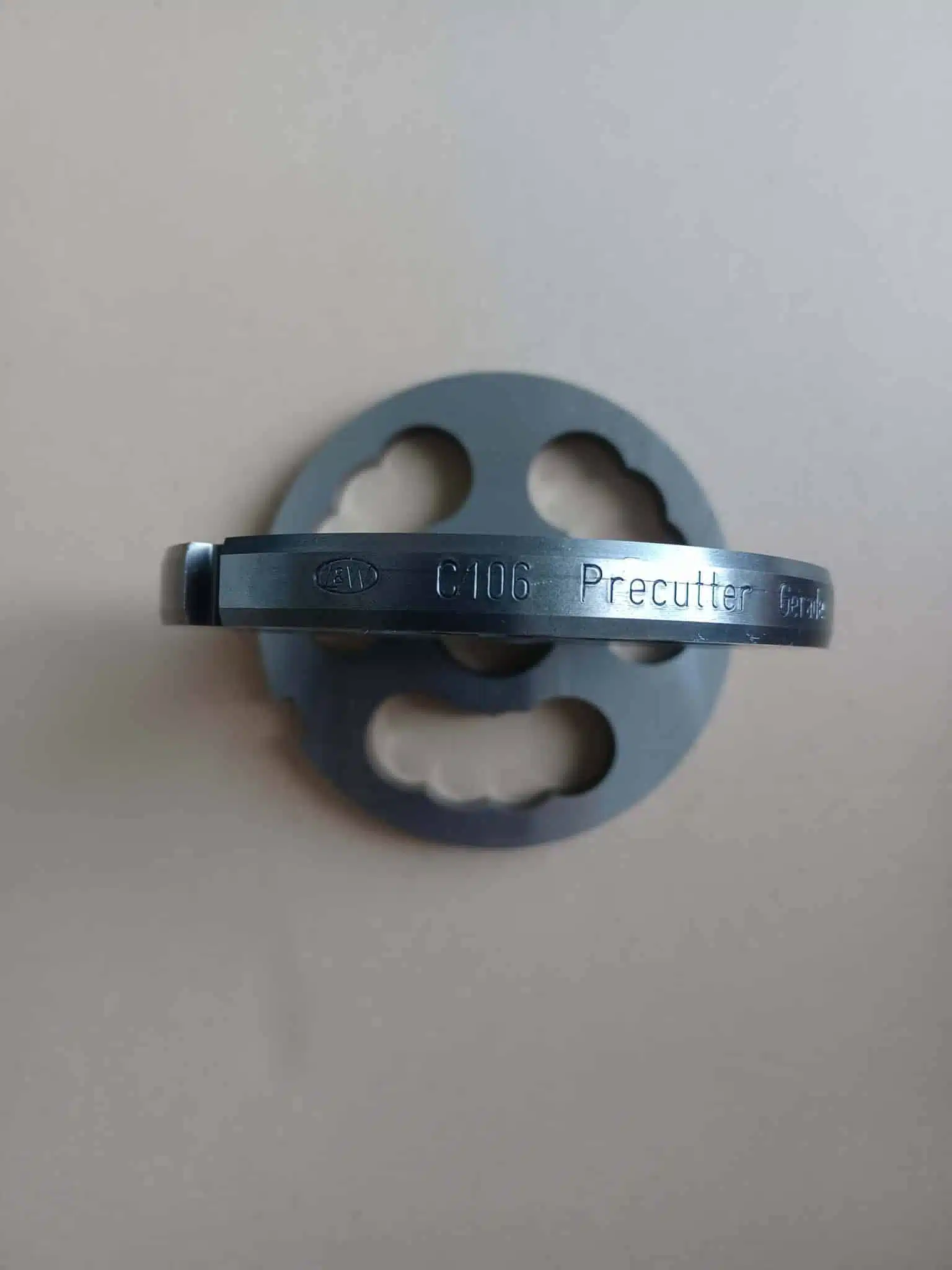 Lumbeck & Wolter C-106  Unger elővágó rostély